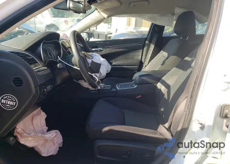 2022 Chrysler 300 Touring from USA, damaged, VIN 2C3CCAAG4NH256574